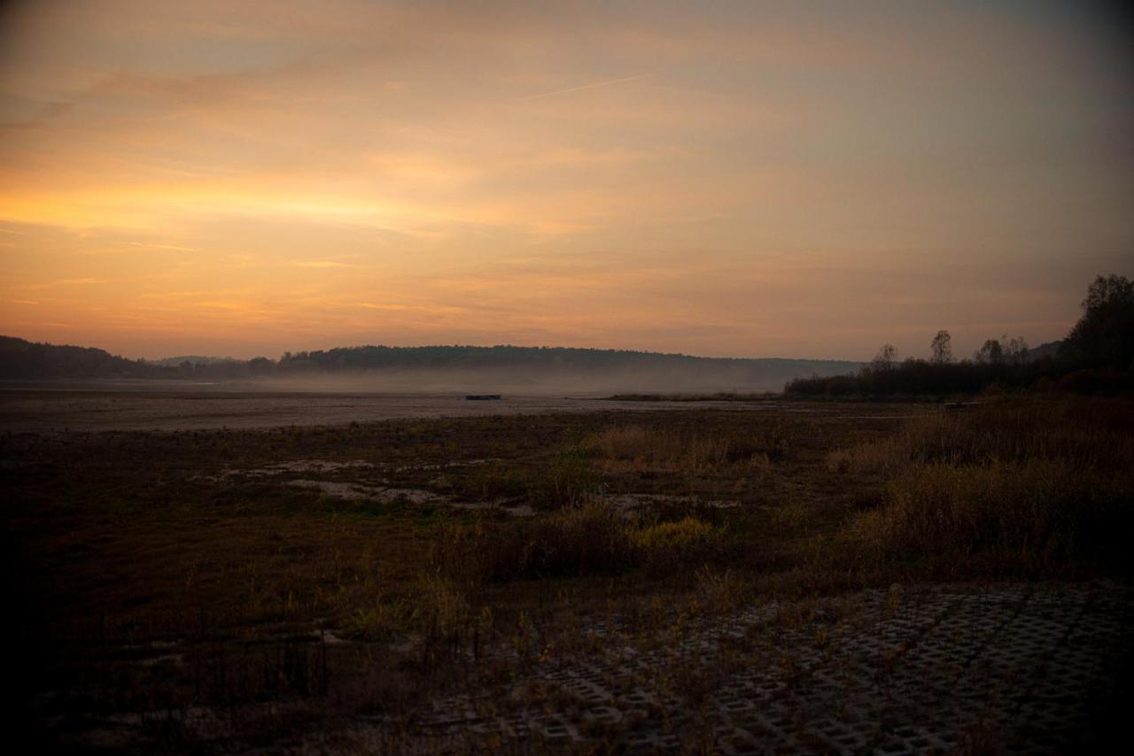 Domek W Lesie Nad Zalewem Chancza Bagian luar foto